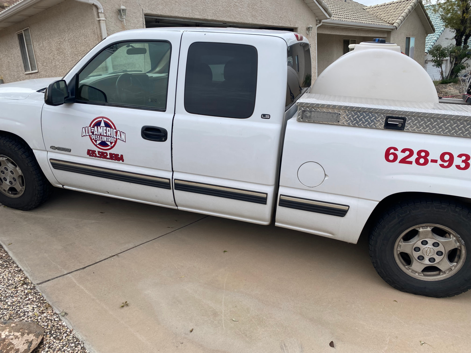 The All American Pest Control truck wrap